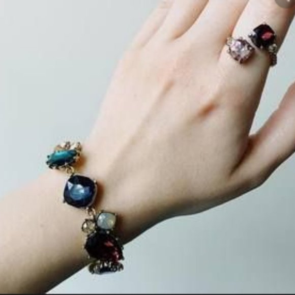 Chloe + Isabel Jewelry - Radiant Ribbons Bracelet